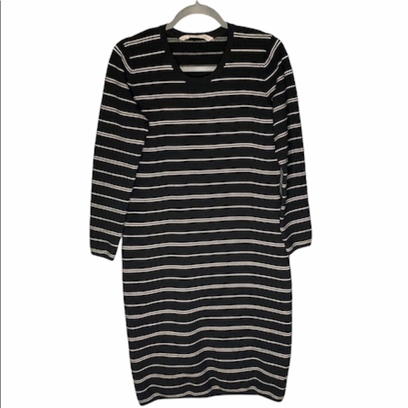 Athleta Black and White Striped Long Sleeve Dress - Picture 2 of 9